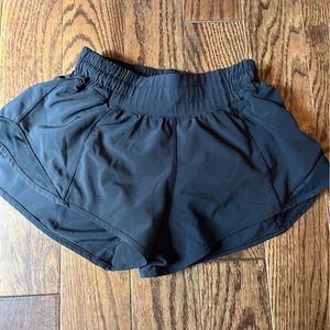 Lululemon athletic hotty hot shorts - black